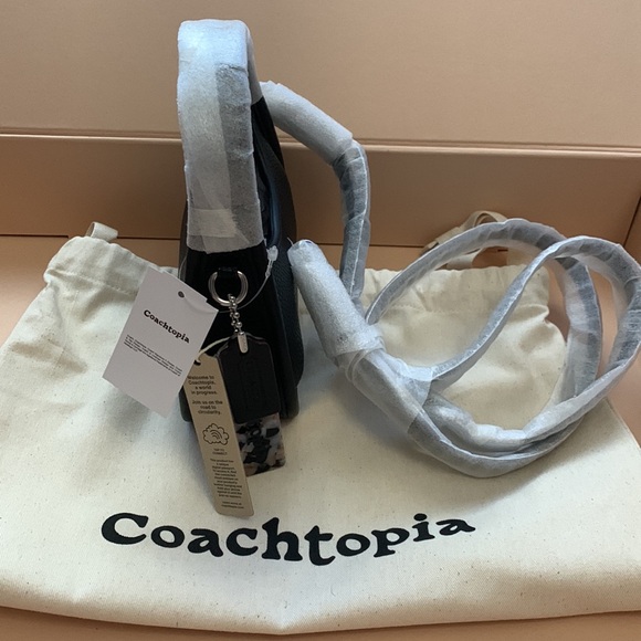 BNWT Mini COACH Black Bag 🖤🖤🖤 - Picture 15 of 16